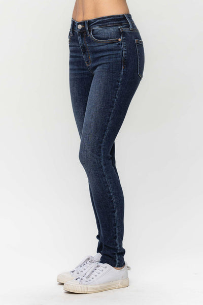 Judy Blue Mid Rise Vintage Raw Hem Skinny 82527