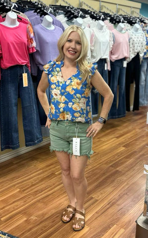 Floral Printed Top with Ruffled V Neck 1782